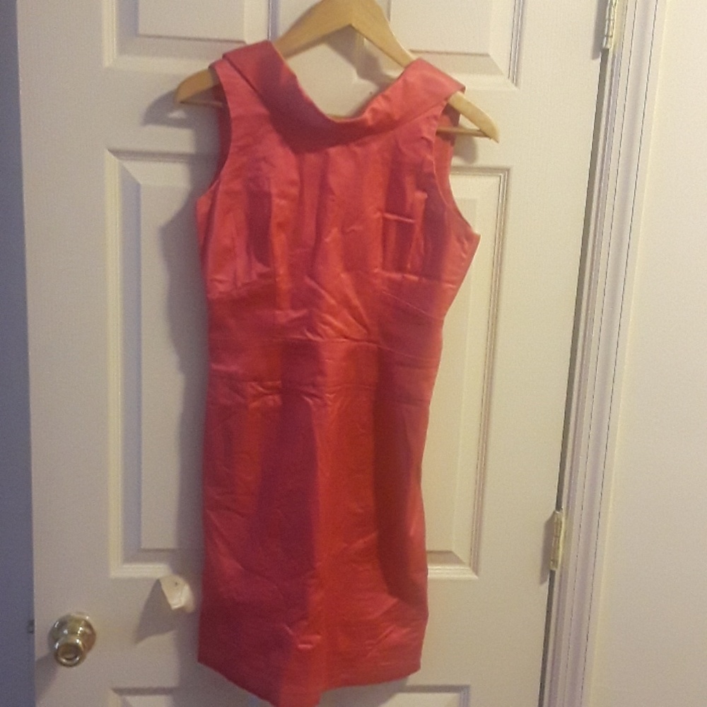 Dress - Picture 6 of 6